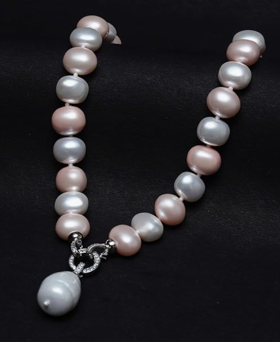 KRySt Sweet Surprise: Elegant Fusion Necklace with Egg-Shaped Shell Pearl Necklace with Detachable Locket - Image 4